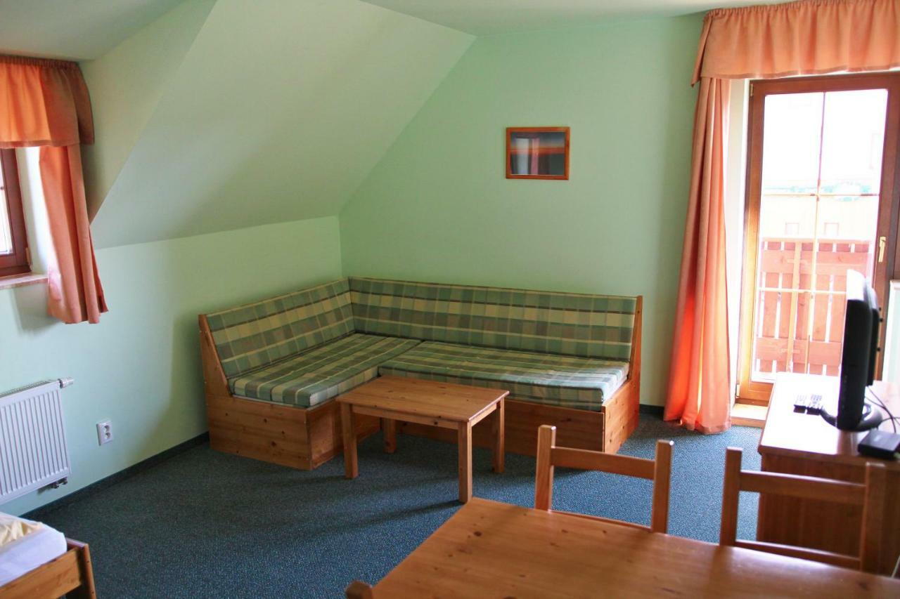 Schneeberg Apartmany Boží Dar Esterno foto